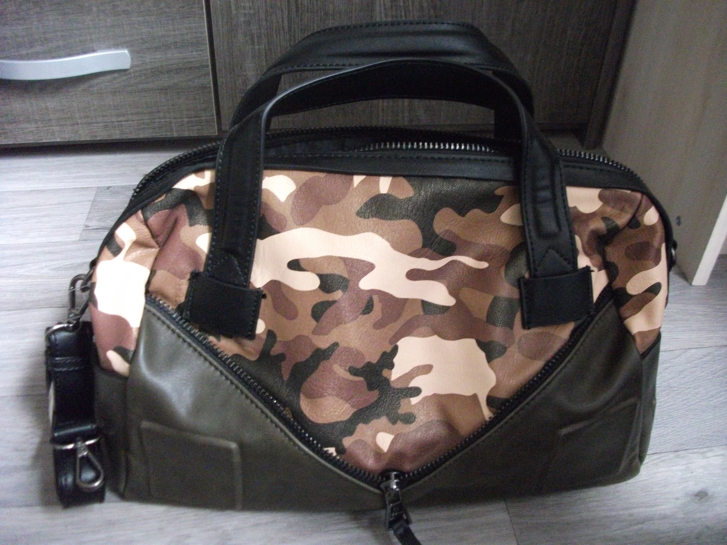 Crossbody handbag – photo 15